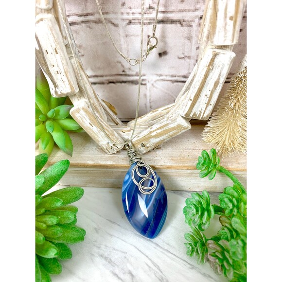 Striped Agate Necklace: Wire Wrapped Silver Snake Chain - Picture 4 of 6